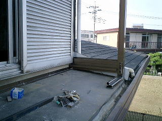 �P������