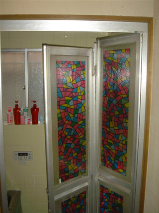 �������܃h�A