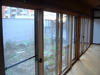 �����H������