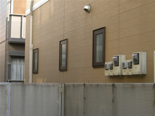 �ʊi�q�{�H�O