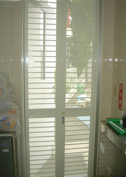 ���֖Ԍˁ@�����[�u