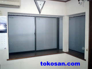 �X�y�[�V�A�֎�ւ���