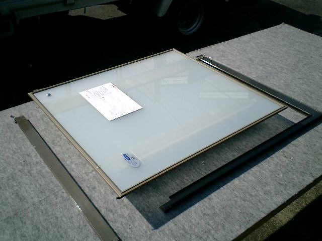 �X�y�[�V�A�E�h������I�΍�