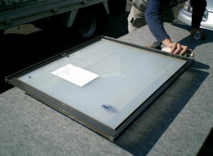 �X�y�[�V�A�E�h������I�΍�