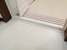 �������܂�h�A