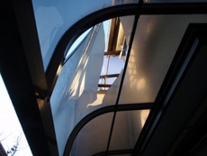 �e���X����