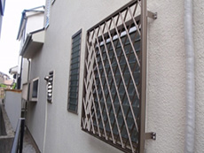 �q�V�N���X�ʊi�q