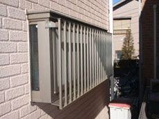 �����x�ʊi�q�e�k�`