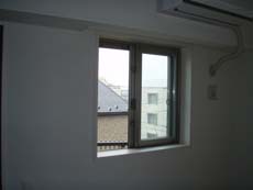 �h���΍�v���X�g